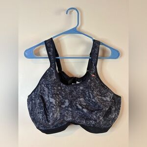 Brooks Black Camo High Impact Underwire Sports Bra EUC